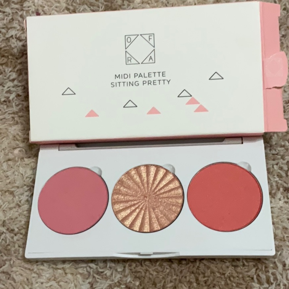 OFRA Midi Palette in Sitting Pretty